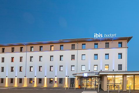 vue extérieure de l'hôtel rennes ibis budget